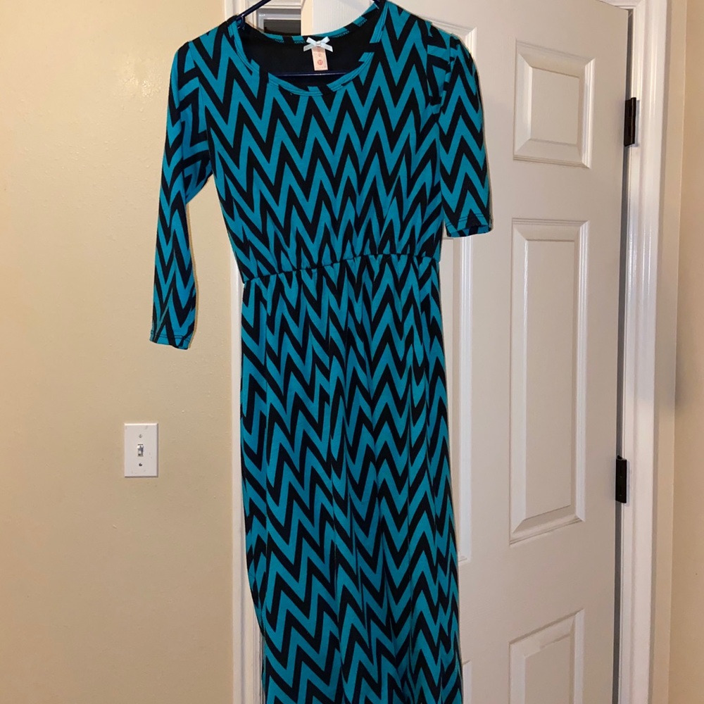 Zig Zag teal and black dress!
